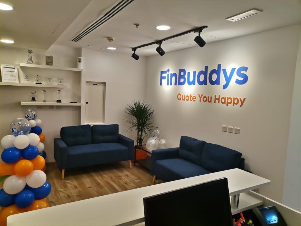 Finbuddys Reception interior
